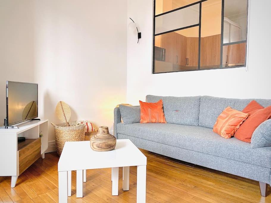 Appartement Le Jean Mace, 200m Gare, Clim. *